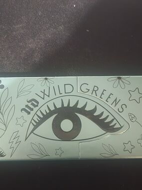 Urban Decay Wild Greens Palette - Mint Green